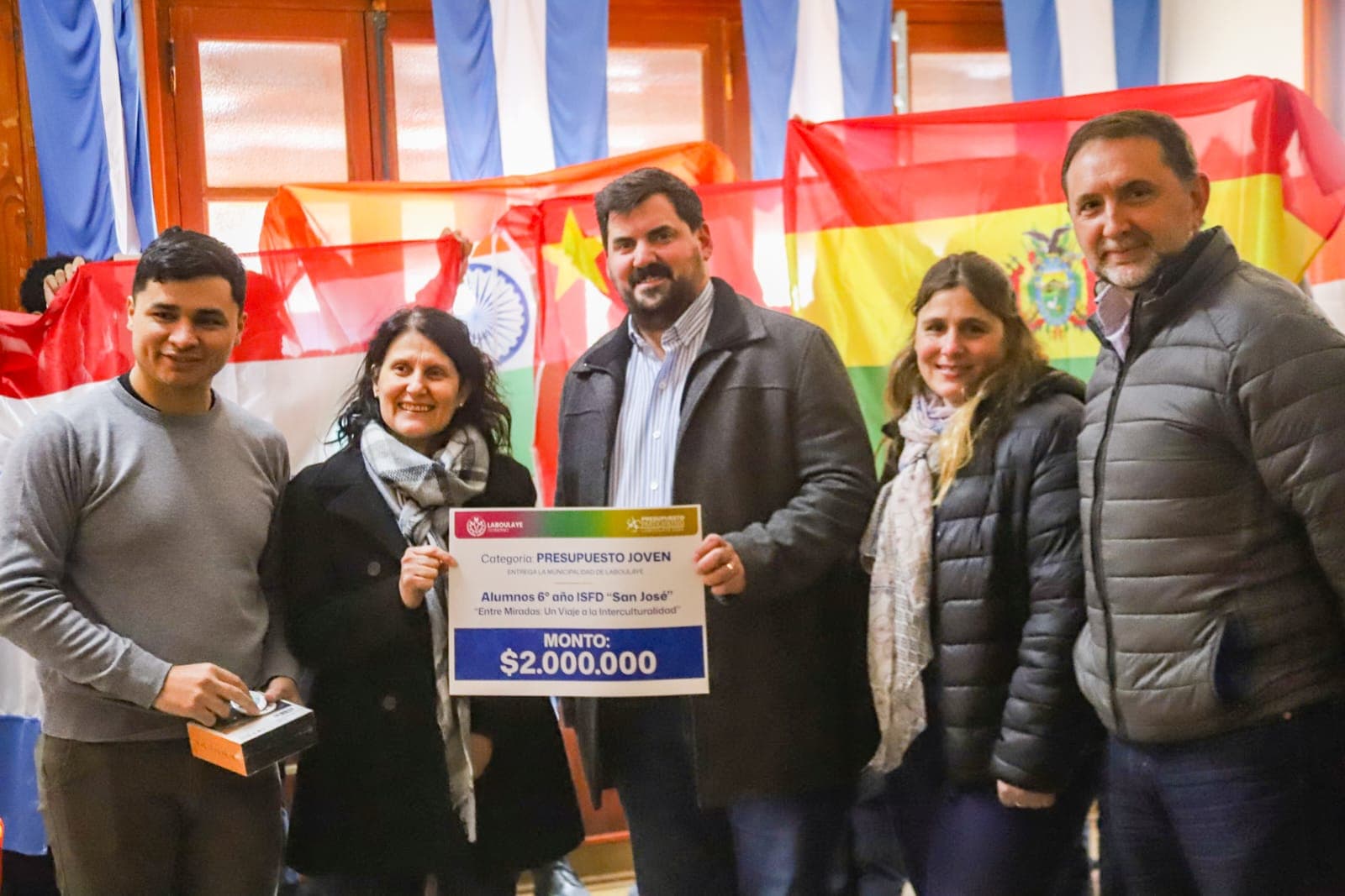 PRESUPUESTO PARTICIPATIVO JOVEN: SE ENTREGARON MATERIALES PARA EL PROYECTO “ENTRE MIRADAS”