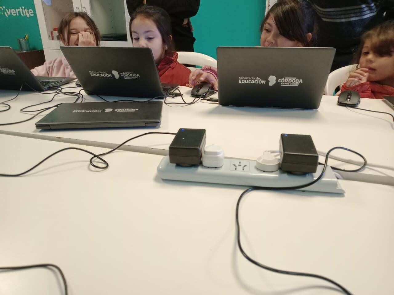 NIÑOS DEL EPI SE FORMAN EN PUNTO DIGITAL