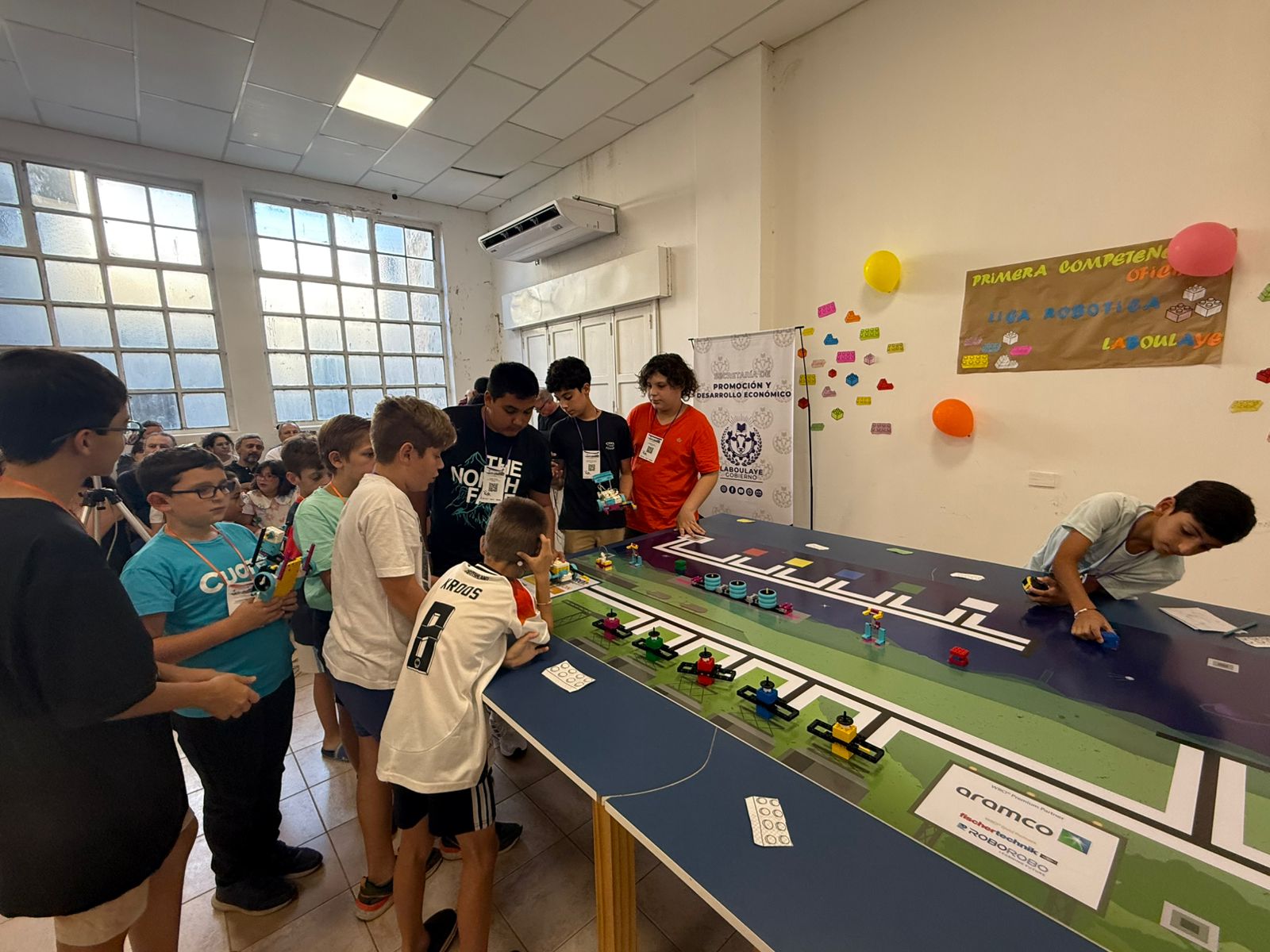 Primera Competencia Oficial Liga Robótica Laboulaye